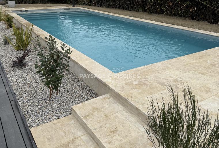 Piscine § Aménagements
