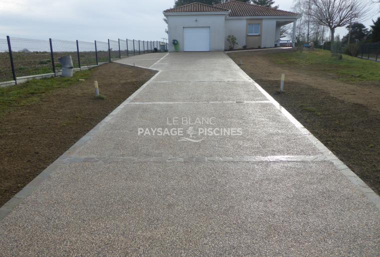 Réalisation BETON DESACTIVE, CALEPINAGE PAVES, CLOTURE RIGIDE